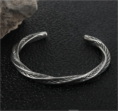 Titanium Twisted Mens Bracelet